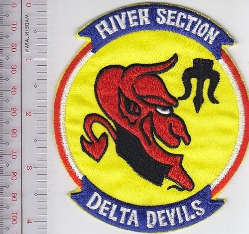Navy riverine force vietnam - riverine,