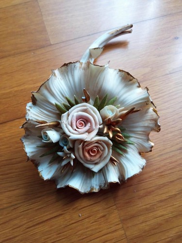 Oggetto porcellana capodimonte - oggetto,