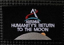 NASA - ARTEMIS ASTRONAUT MOON