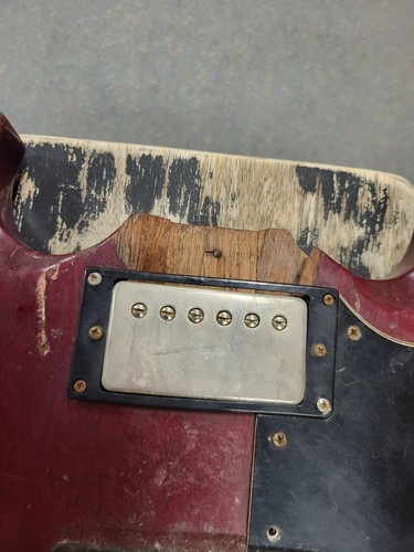 Gibson solo humbucker 1975 - sg,