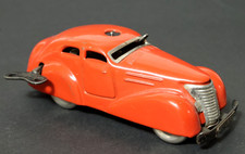 Vecchio giocattolo di latta