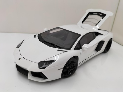 Autoart lamborghini aventador - autoart,