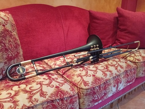 Trombone pistoni jupiter - trombone, a