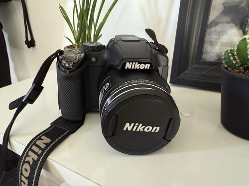 Fotocamera digitale nikon - fotocamera,