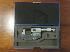 Micrometro Digitale  0-25 mm risoluzione 0,001 mm