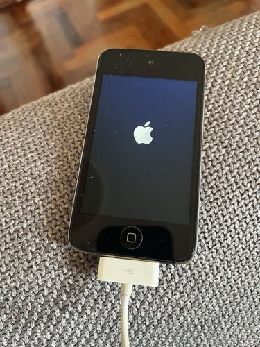 Apple ipod touch 4th gen - 4th, 8gb