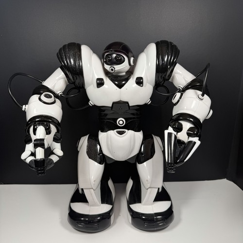 Wowwee robosapien robot - wowwee,