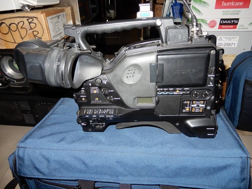 Sony pdw 700 - sony, hd422