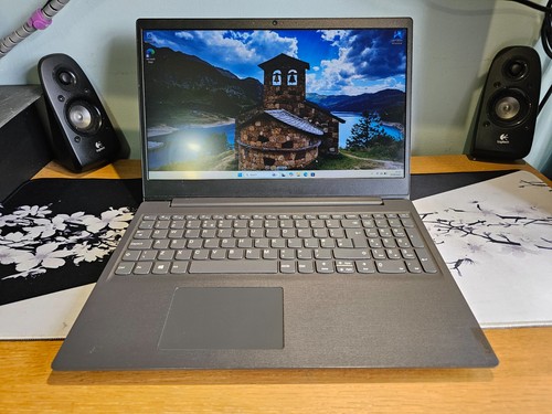 Lenovo v15 ada athlon gold - lenovo,