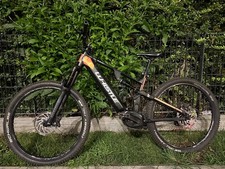 bicicletta elettrica Whistle e-MTB full suspension
