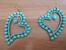 Orecchini vintage grandi pendenti Cuore color turchese, difetti mancano 2 pietre