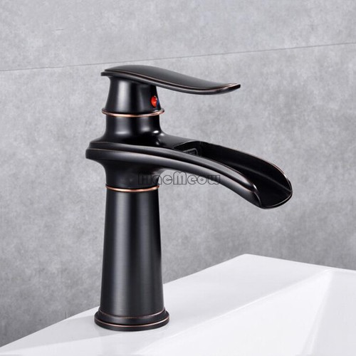 Rubinetto miscelatore lavabo