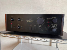 Amplificatore integrato SANSUI