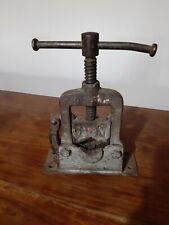 Morsa da idraulico PIONIER Pipe clamp vintage steempunk steel tool tube vise