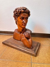 Busto Di Legno Fatto A Mano