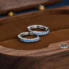 Orecchini a cerchio Huggie