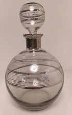 Bottiglia in vetro decorato