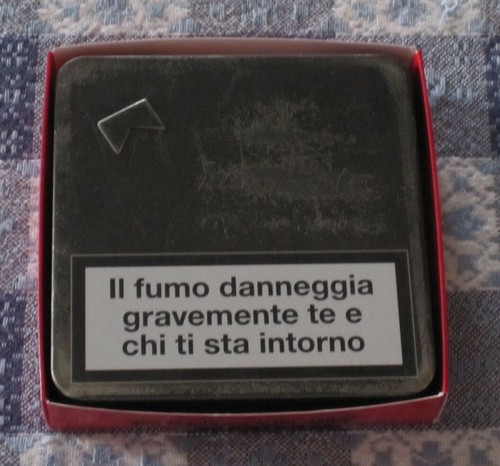 Tin box marlboro red - tin,