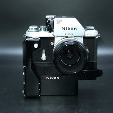 Fotocamera Nikon F 35 mm con
