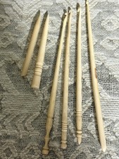 Uncinetto antico in celluloide