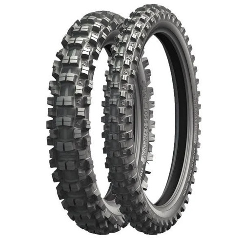Gomme moto estive - estive, 100