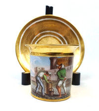 Antico set piattini tazza