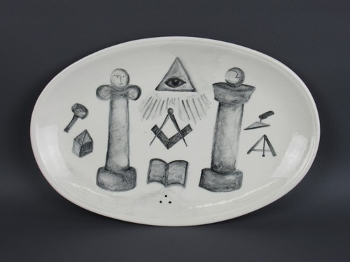 Piatto ceramica ovale simboli