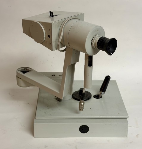 Oftalmometro zeiss 110 - oftalmometro, •