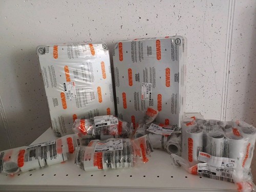 Stock materiale elettrico - materiale,