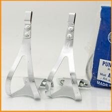 NOS ALE TOE CLIPS MEDIUM PEDAL VINTAGE ROAD BIKE 70S 80S STEEL BICYCLE QUILL OLD