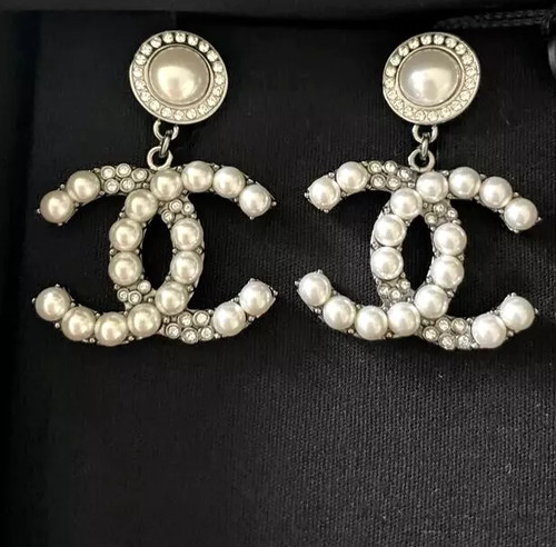 Auth chanel dark silver - chanel,