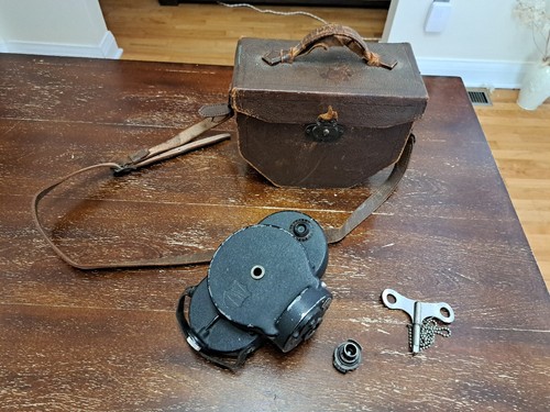 1923 16mm bell howell - howell, filmo