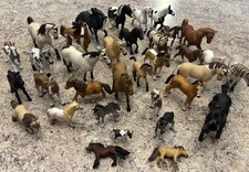 Lotto figurine cavallo