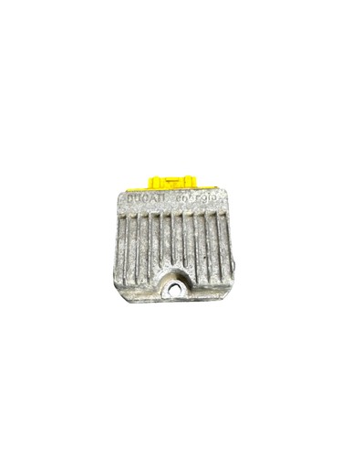 Regolatore tensione piaggio - di,
