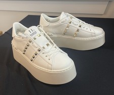 Valentino Garavani Platform