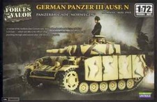 DESTOCKAGE 1/72  FORCES OF VALOR  GERMAN PANZER III      NEUF 87011