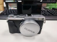 Fujifilm Fuji X70 16.3MP