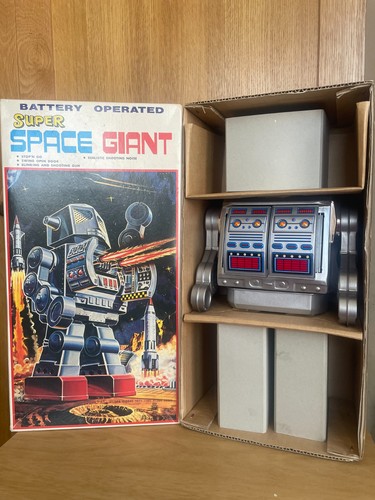 Metal house robot gigante - metal,
