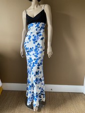 SPLENDIDO NUOVO ABITO LUNGO IN