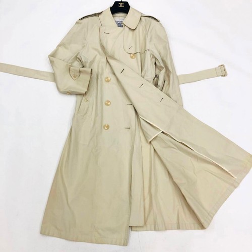 Burberrys trench coat nova - burberrys,