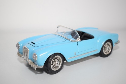 C24 bburago burago lancia - 1:18,