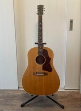Chitarra acustica Gibson J-50