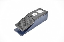 Interruttore a pedale Schmersal GF 1Ö/1S (81.1.01.0.01)