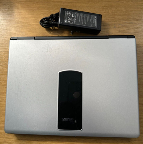 Portatile fujitsu siemens - fujitsu,