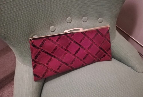 Pochette pelle - in,