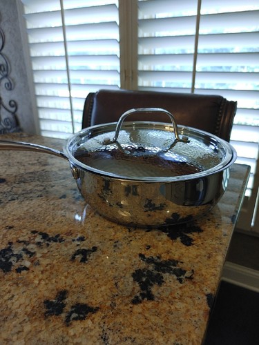 Lagostina 5qt with lid - 3.5qt/3.3l,