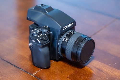 Contax 645 medium format - medium,