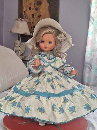 1960s vintage furga doll - 18,