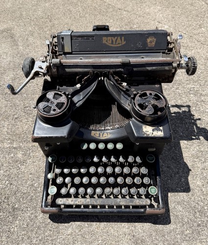 Macchina scrivere vintage - da,