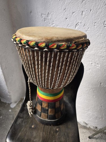 Djembe tamburo africano - africano, in